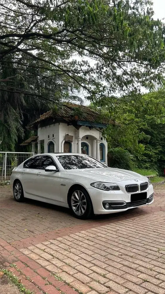 BMW 528i LUXURY 2014 BERKUALITASS