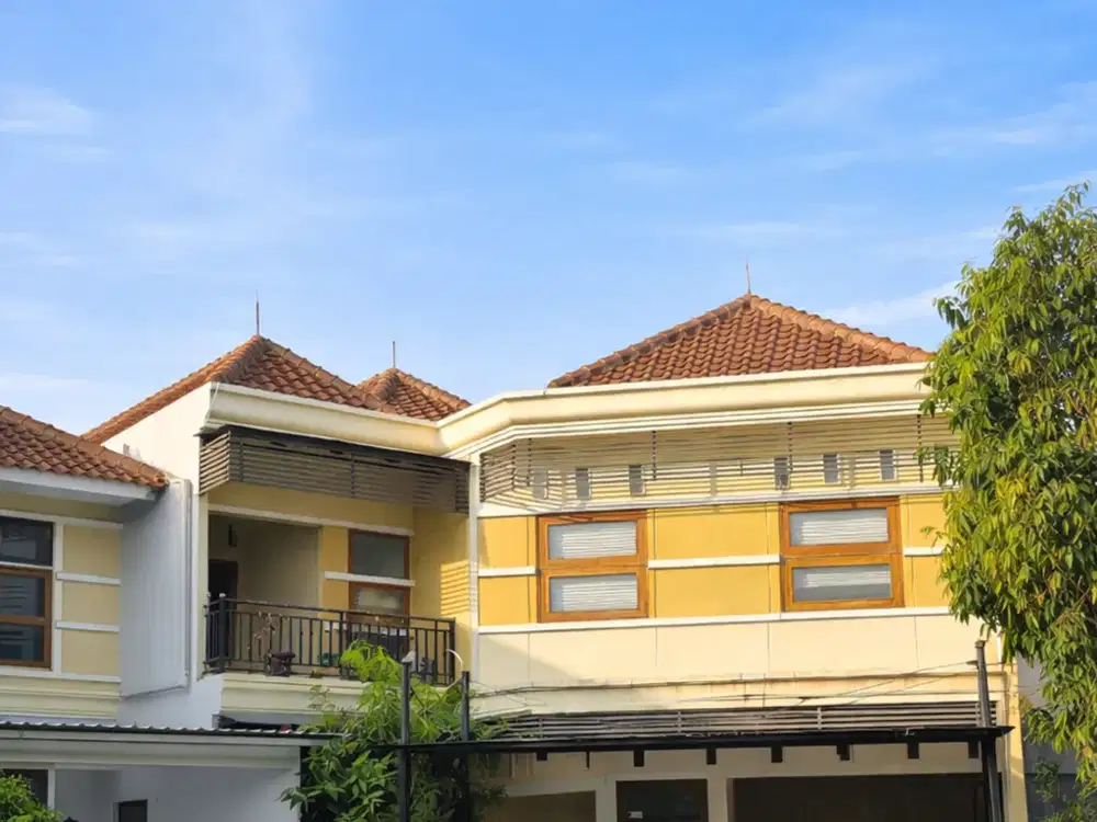 dijual rumah di rafles hils Cibubur