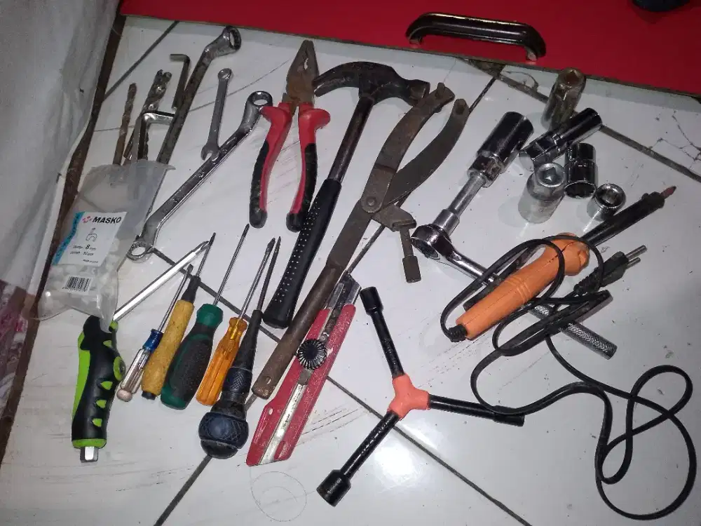 Dijual kunci-kunci bisa dikirim-kirim