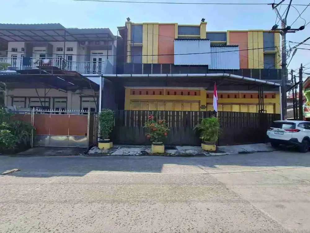 Jual Murah !!  Ruko 2 Pintu Gandeng Siap Pakai Strategis 10 menit ke Mall SMS Bekasi