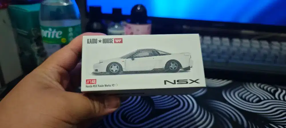 Kaido house NSX putih minus sedikit