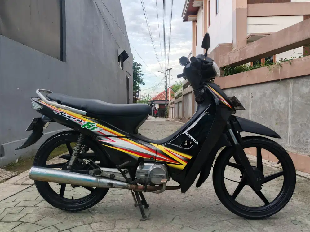 Honda Supra fi 2005 stater halus mulus terawat