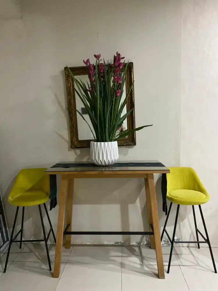 Furniture modern old style