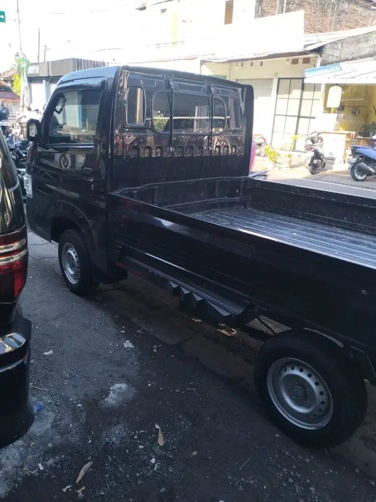 Suzuki Carry 2024 Bensin