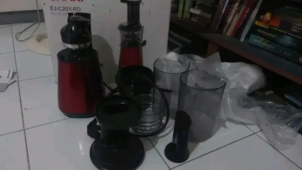 Juicer SHARP EJ-C20Y-RD
