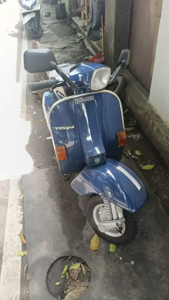 Vespa strada 90