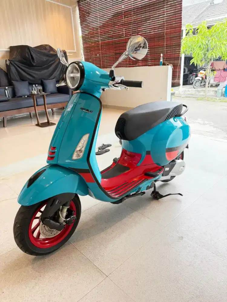 PIAGGIO VESPA PRIMAVERA COLOR VIBE EDITION IGET ABS TH 2023