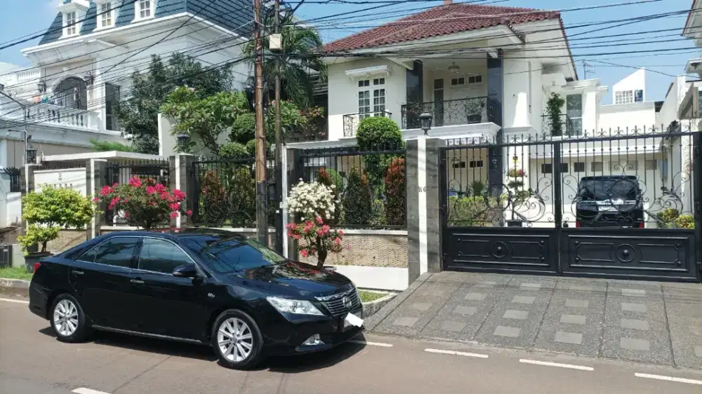 CAMRY INI SIAP JADI MOBIL DINAS BARU KAMU!
