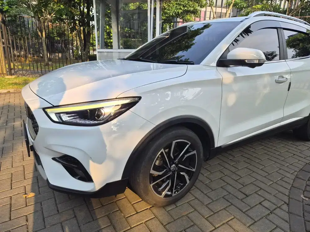 MG ZS Magnify Warna Putih AT 2023 Pribadi Murah