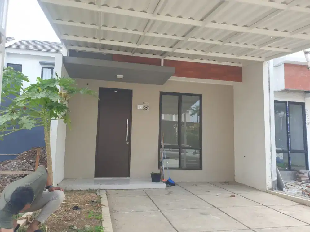 Di sewakan RUMAH 2 LANTAI