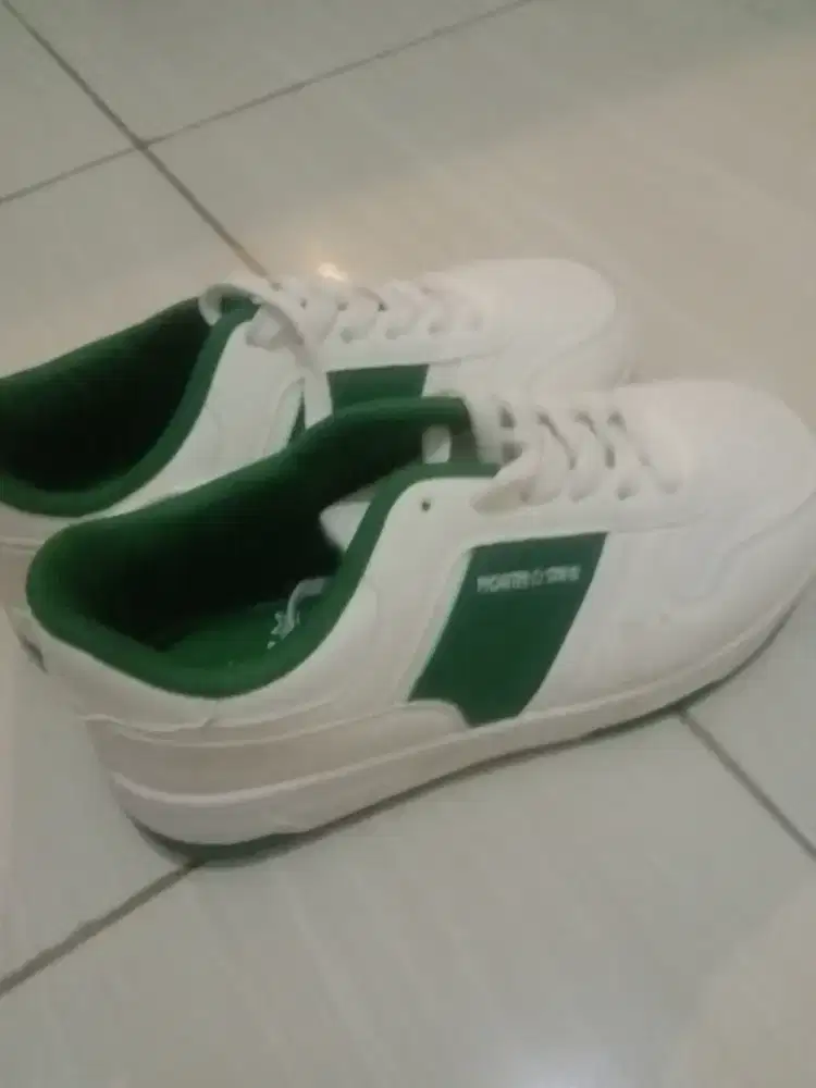 Jual sepatu North Star