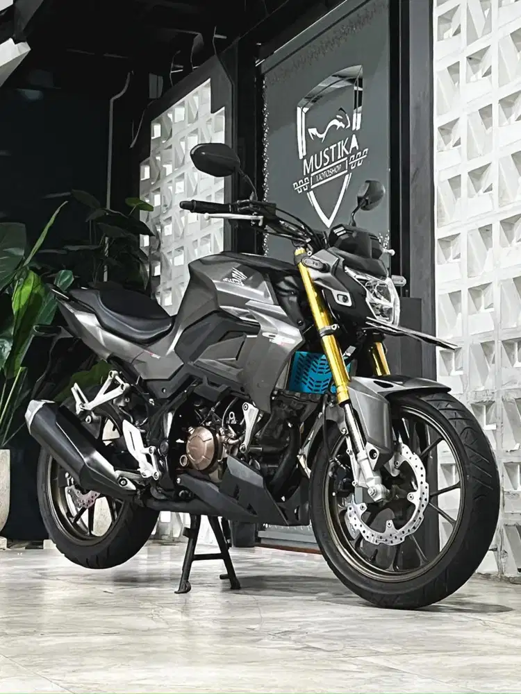 HONDA CB 150R 2022 - Chintia Mustika