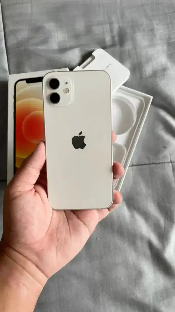 IPHONE 12 PUTIH 128GB Second iBox Bisa Cash/Kredit cepat dan mudah