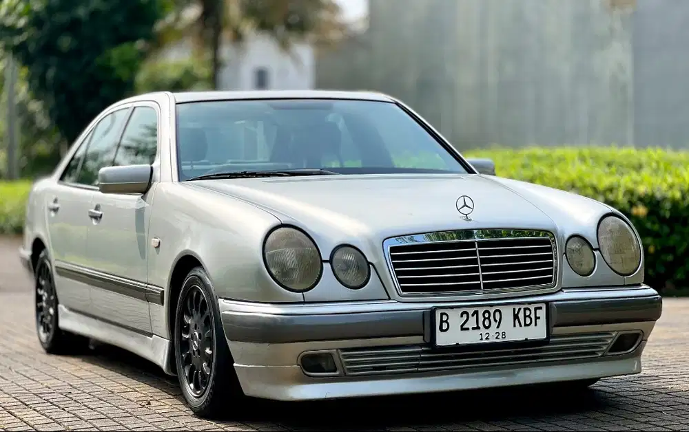 ANTIK Mercy E320 W210 A/T 1997 new eyes Pjk Pjg Mesin ac elektrik bgs