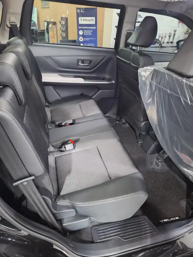 VELOZ V HYBRID Q MODELISTA 2026 BISA KREDIT