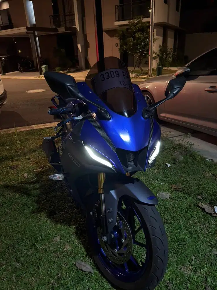 YAMAHA R15 V4 CONNECTED 2022