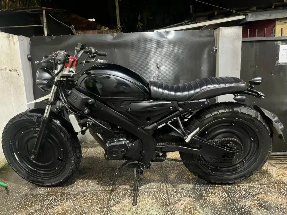 Custom semi xsr basic Yamaha R15