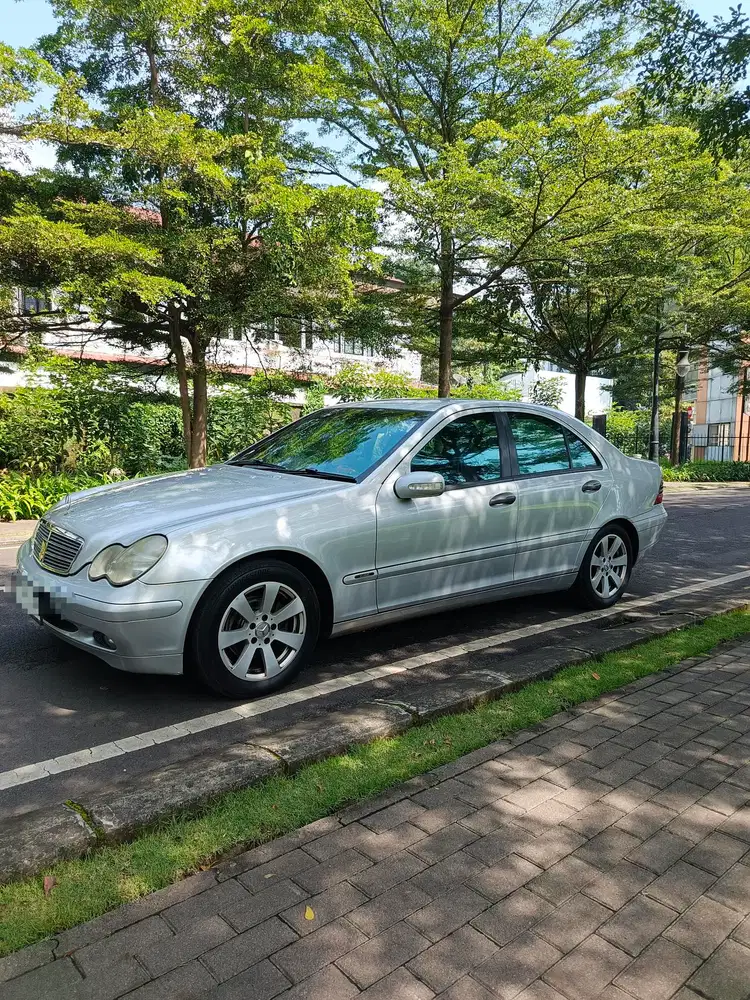 Mercedes-Benz C180 W203 AT 2001 ANTIK TERAWAT