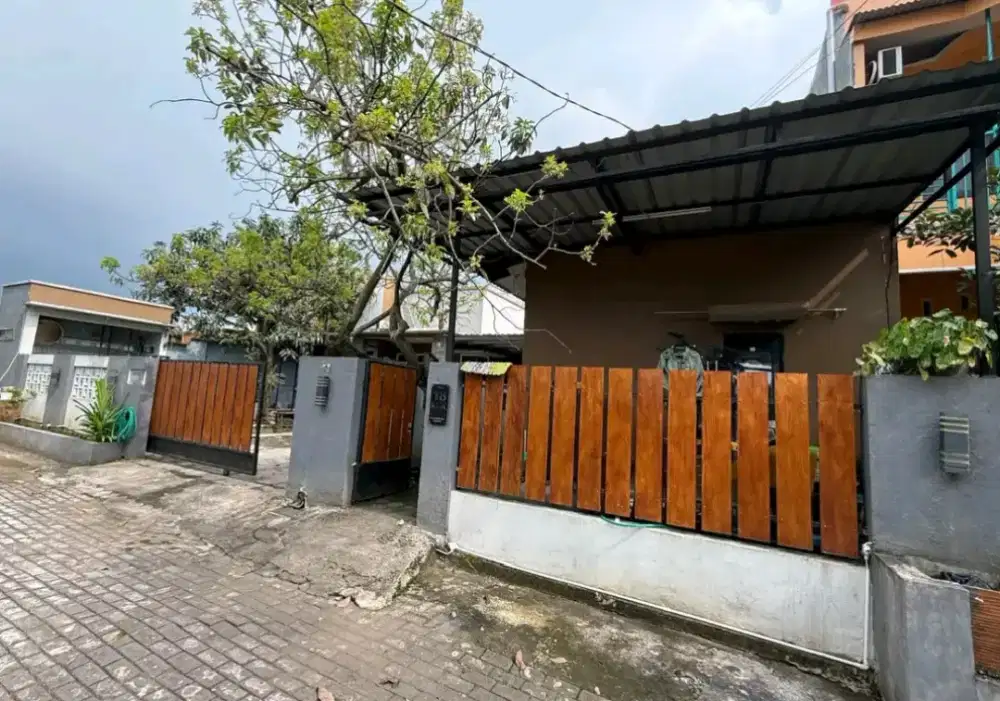 RUMAH PLUS KOST DEKAT PASAR BANDARJO UNGARAN
