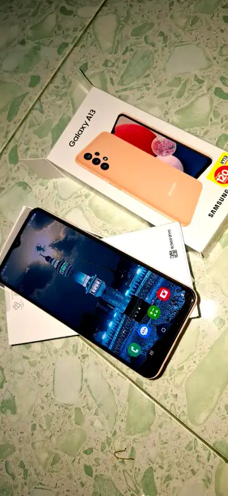 Samsung galaxy A13 orange 6 gb 128 gb