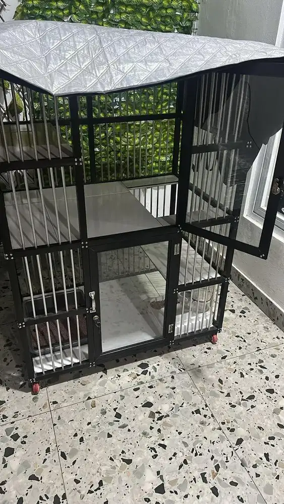 Kandang kucing 2 tingkat jual murah masih bagus