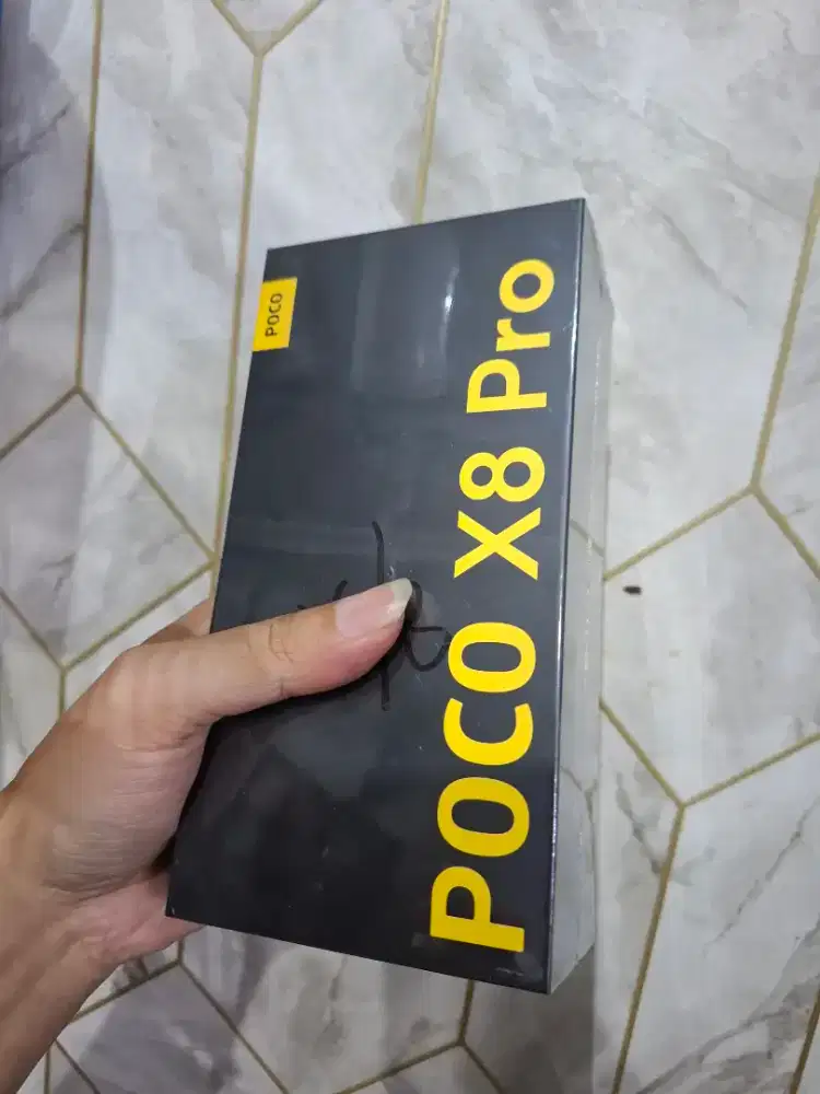 Poco x 8 pro 5G ram 8/512 segel