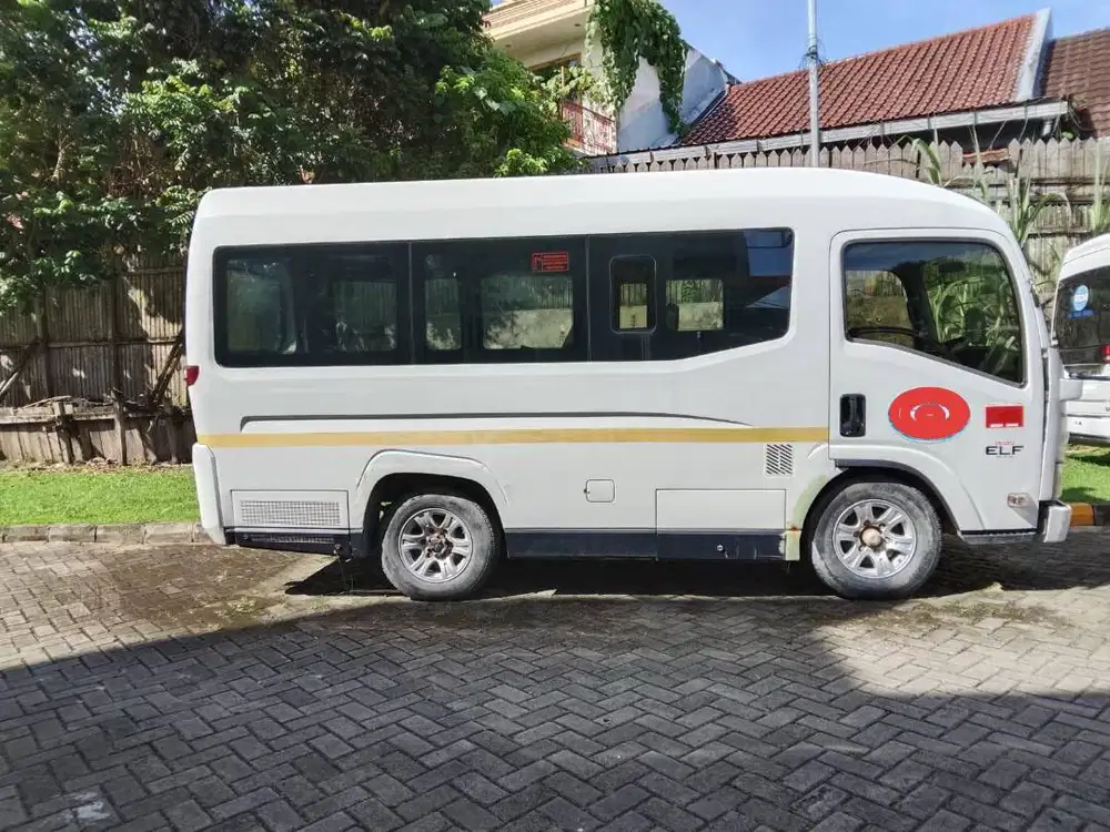 Isuzu Elf NLR Microbus 6 Speed – Unit Siap Kerja, Irit & Bertenaga!