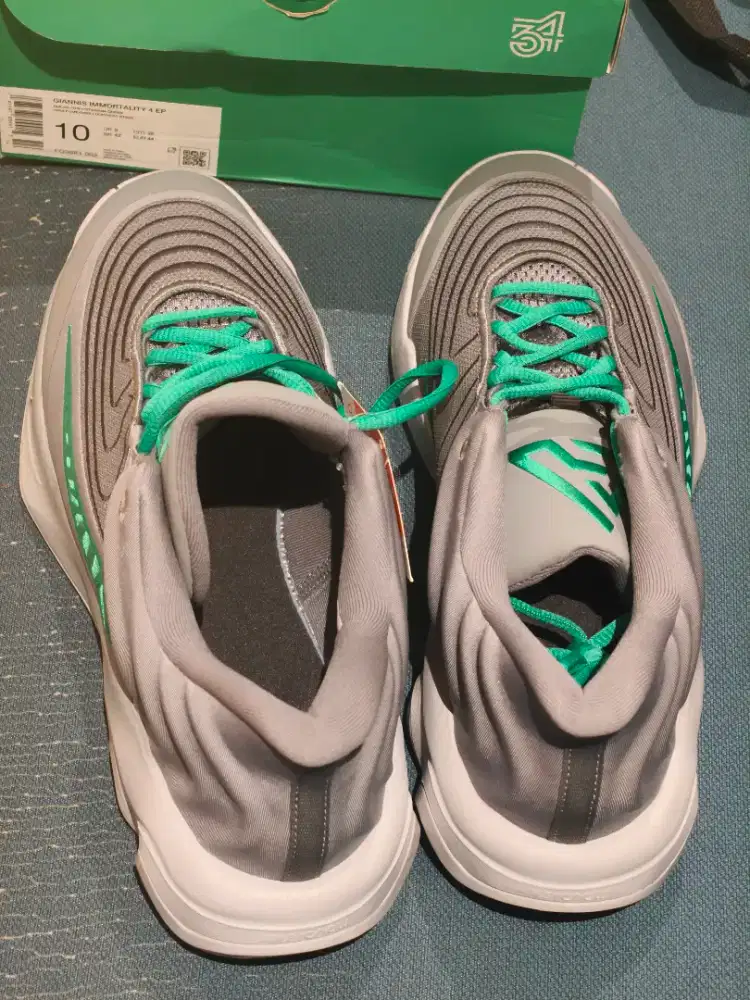 Nike Giannis Immortality 4 EP Smoke Grey/Stadium Green Sepatu