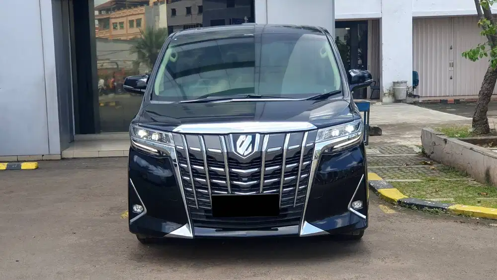 Toyota Alphard 2.5 G Pilot Seat 2018/2019 Low KM Record Like New