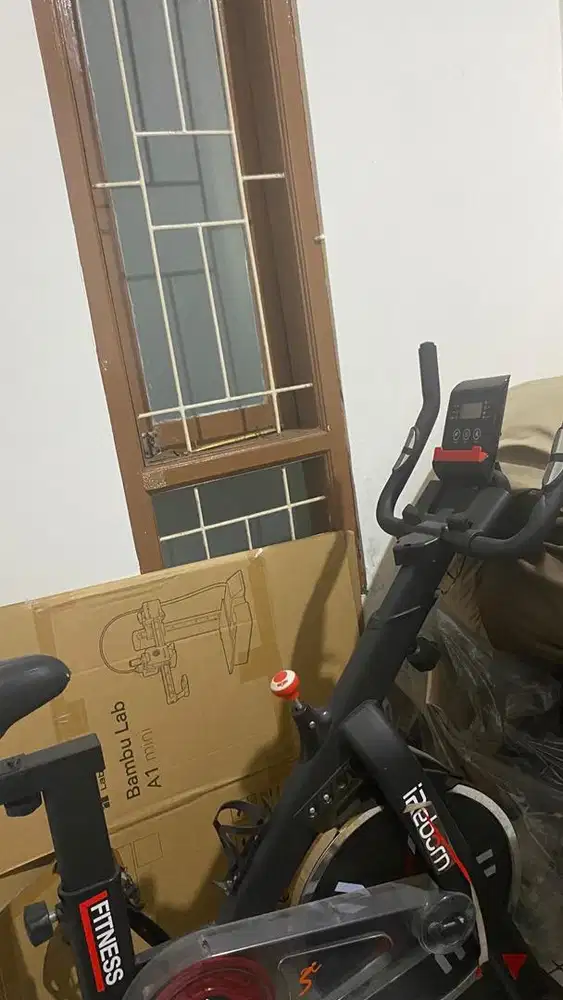 Sepeda statis ireborn