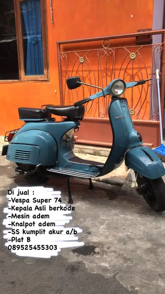 VESPA SUPER 74 BIRUUU