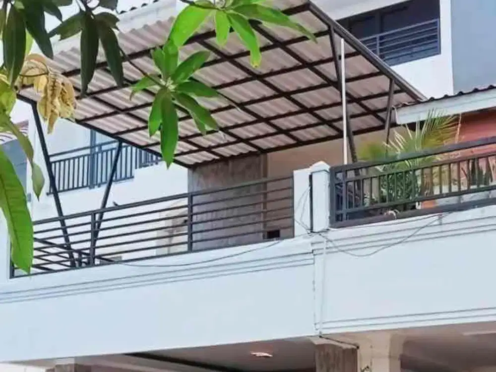 Rumah di Komplek Puri Beta Larangan Utara ciledug Tangerang