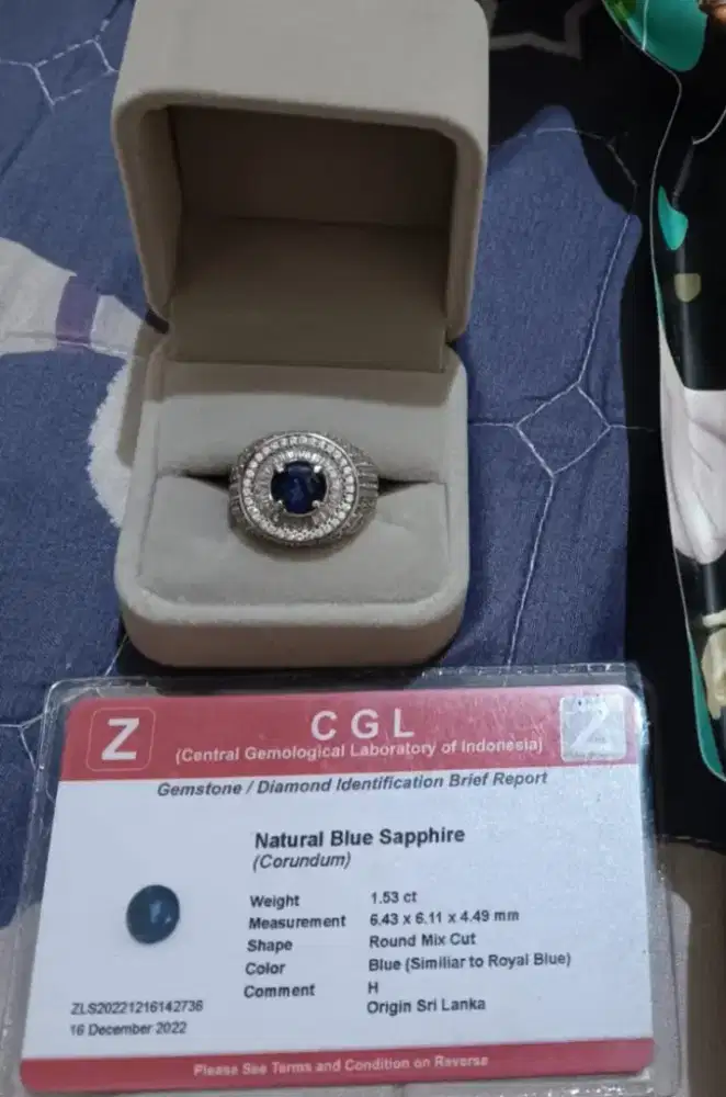 Blue safire srilanka