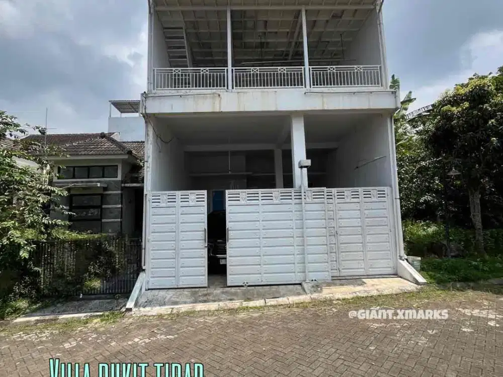 Rumah Modern plus rooftop Harga Miring di Villa Bukit Tidar Lowokwaru Malang
