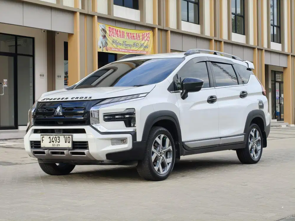 Mitsubishi Xpander 1.5 Cross Premium Package AT 2023 / 2024