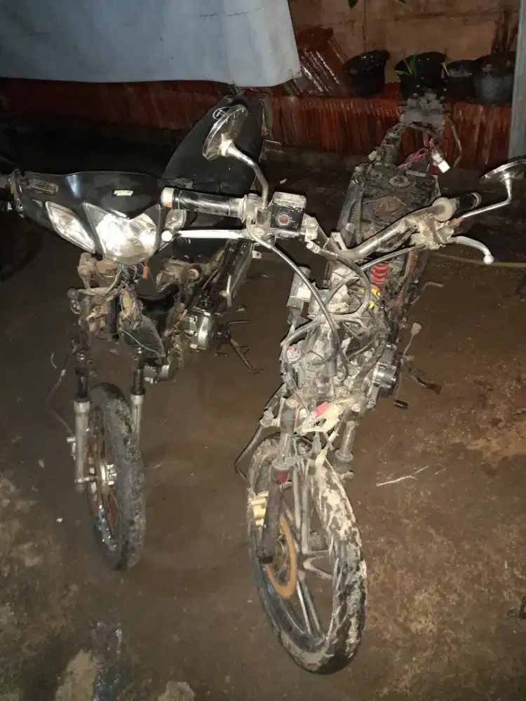 Honda kharisma tahun 2003 (D)