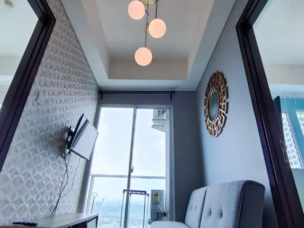 Disewakan Apartemen Puri Mansion Tipe Lockoff Dengan 3 Kamar Tidur Luas 63 m2 Kondisi Full Furnish Interior Mewah Bonus View Kolam Renang