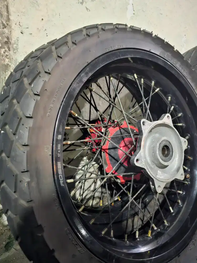 Ban super moto bekas crf