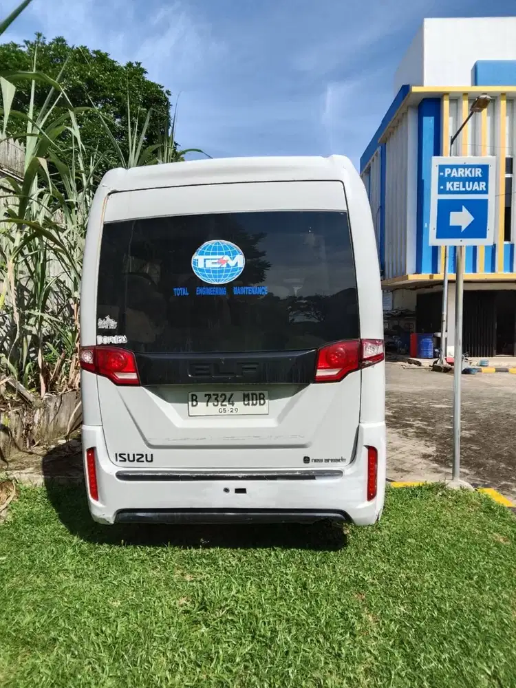 Sewa Elf short dan Long Balikpapan – Unit Terbaru, Nyaman & Termurah!