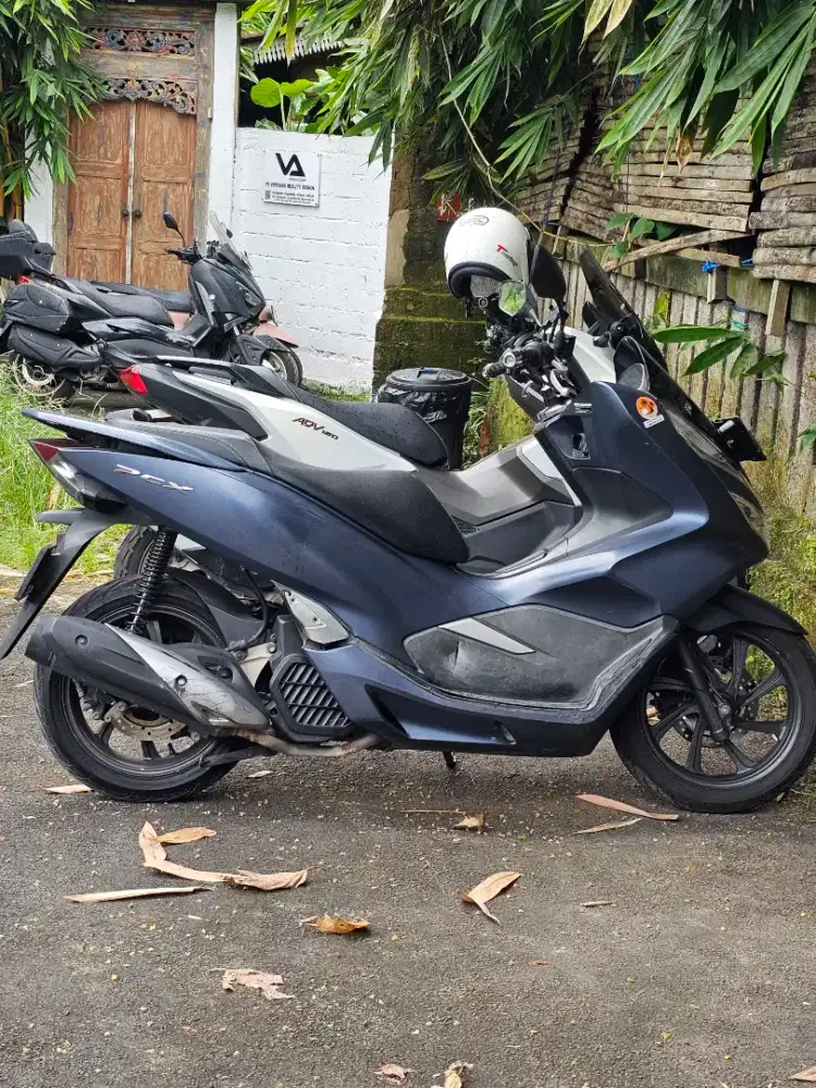 Honda pcx warna pavorit 2021 tangan pertama