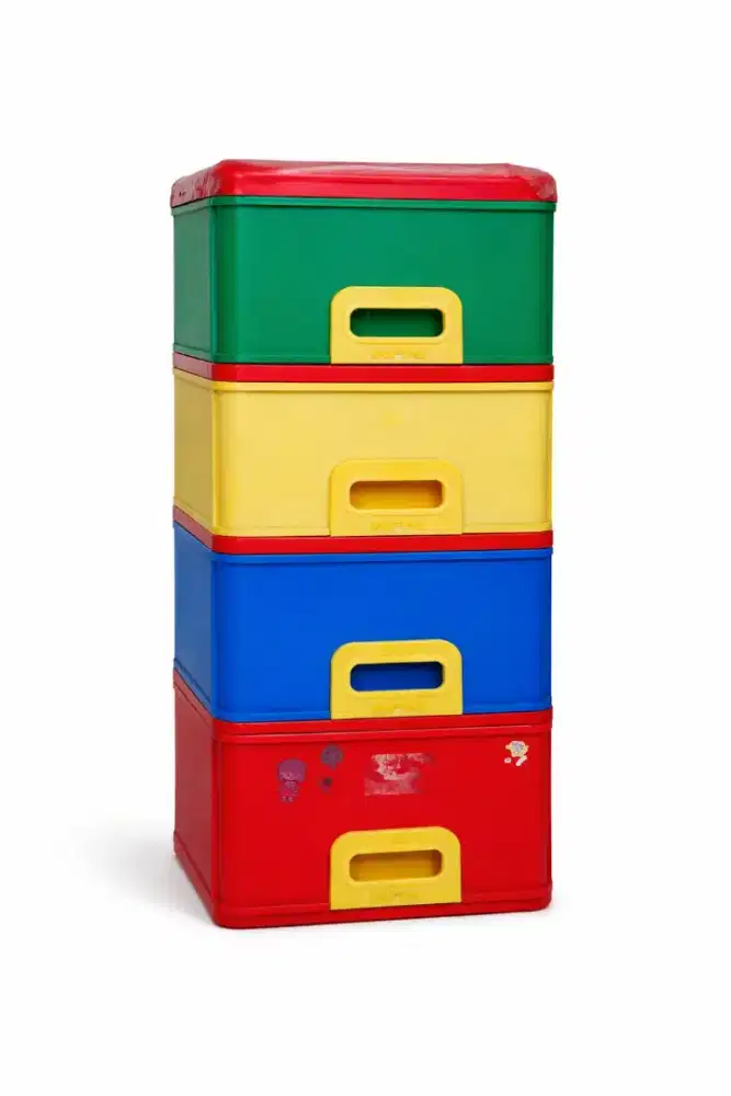 Lemari Infini 4 Warna