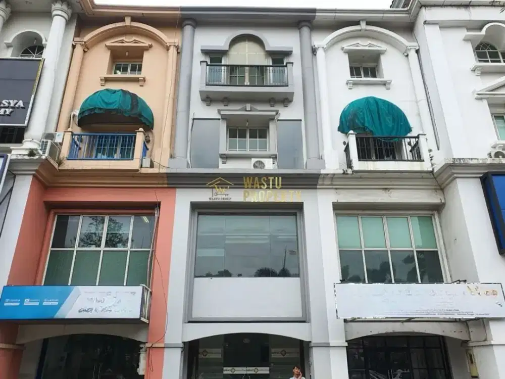 Ruko Siap Pakai 4 Lantai di Pusat Aktivitas Dekat PIM 1
