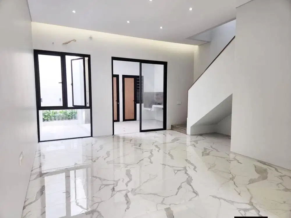 Rmh Baru 2lt di Penjaringan YKP Rungkut