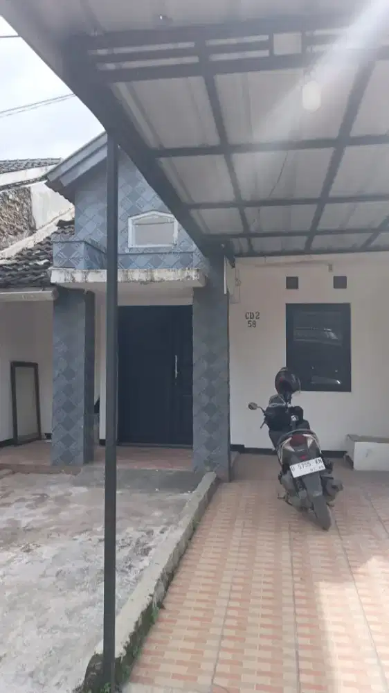 Murah, mewah, jarang ada di lingkungan yang bersih, aman, nyaman.