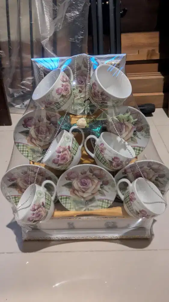 Gelas hias hampers