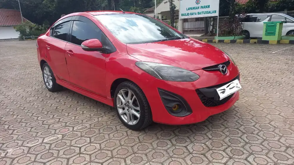 Mazda 2 RZ SEDAN AT 2012/2013 Cash/TT/kredit