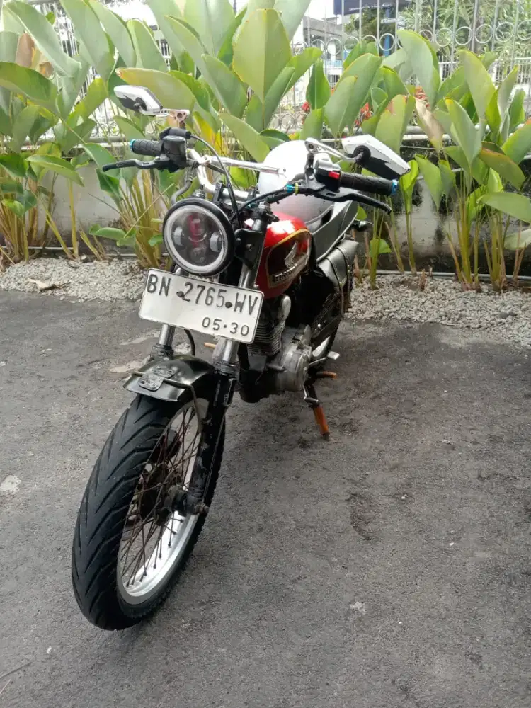Di Jual cb100..