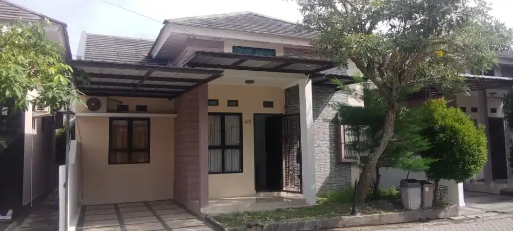 DISEWAKAN RUMAH CLUSTER DI TENGAH KOTA PEKANBARU AMAN NYAMAN