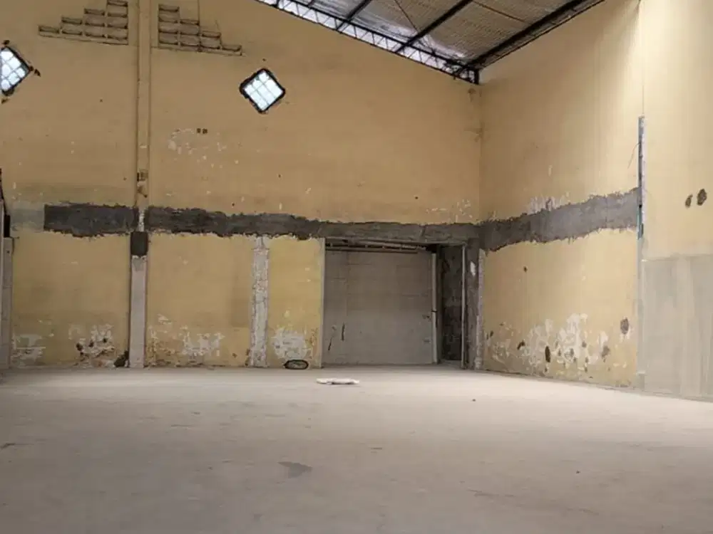 BISA NEGO! Disewa Gudang Strategis 300meter di Daan Mogot Jakarta Barat