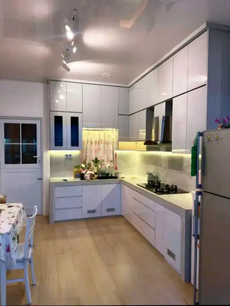 Kitchen set minimalis